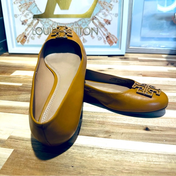 Tory Burch Lowell 2 Ballet Flats Mestico Blonde Leather, Size 9 - Picture 2 of 13